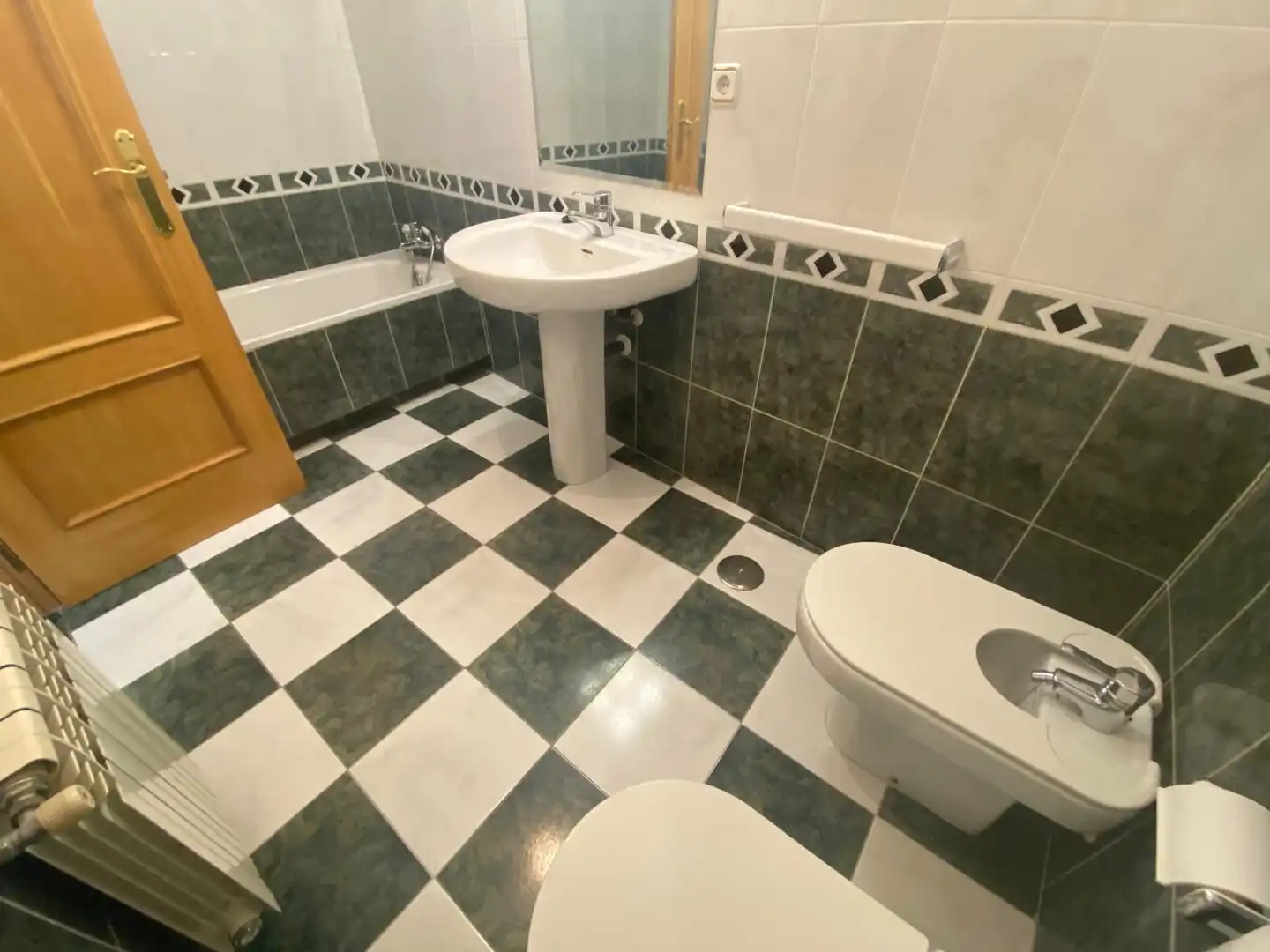 Bathroom of Flat for rent in Albacete  with Heating and Balcony