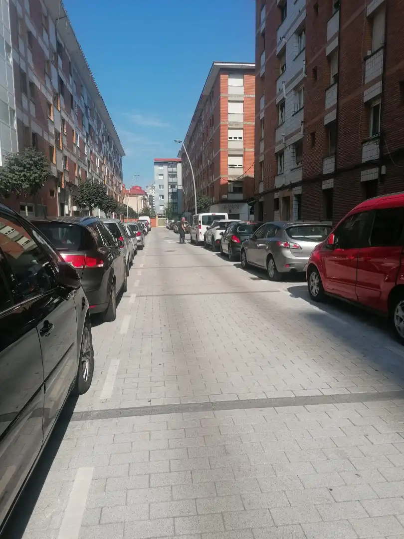 Parkplatz von Wohnung zur Miete in Gijón 