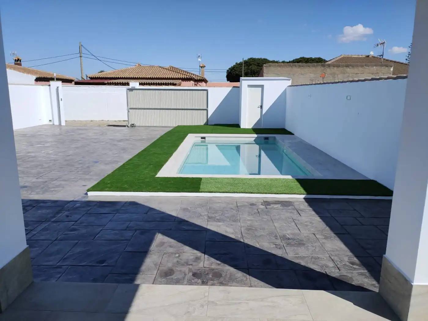Piscina de Casa o xalet en venda en Chiclana de la Frontera amb Aire condicionat, Terrassa i Piscina