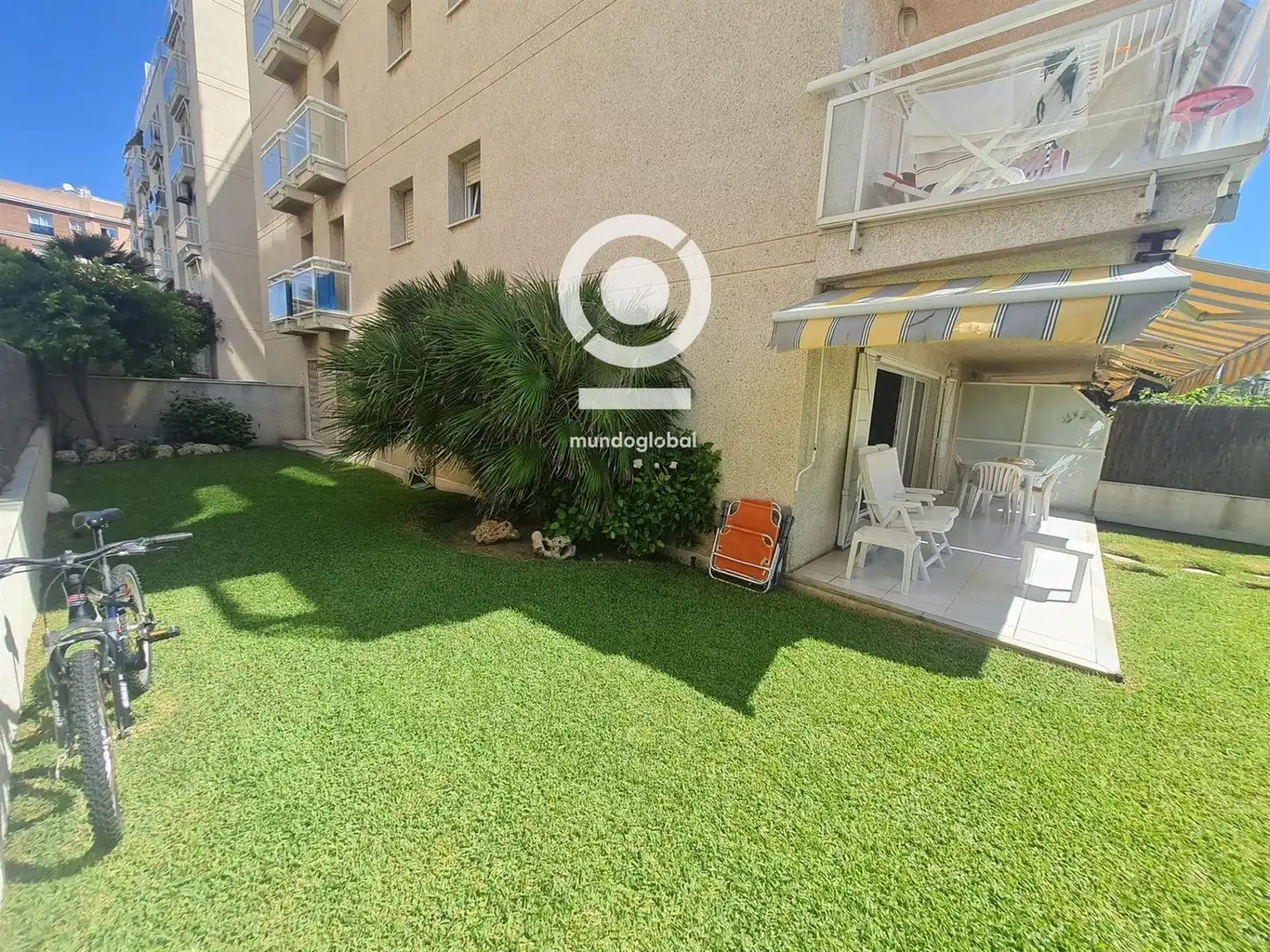 Jardín de Piso en venta en Calafell con Terraza, Trastero y Piscina