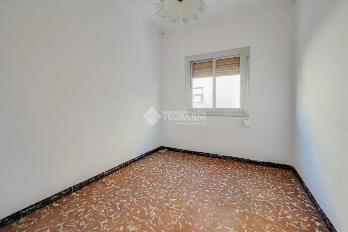 Bedroom of Flat for sale in Salut - Lloreda