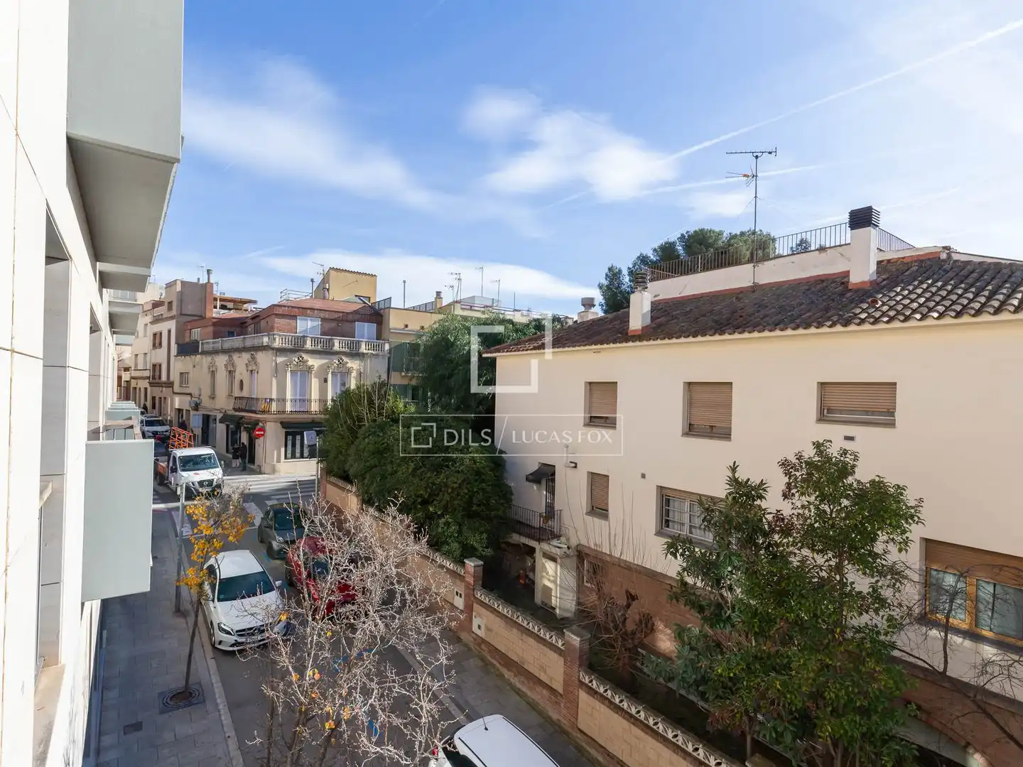 Vista exterior de Piso en venta en Sant Just Desvern con Aire acondicionado y Balcón