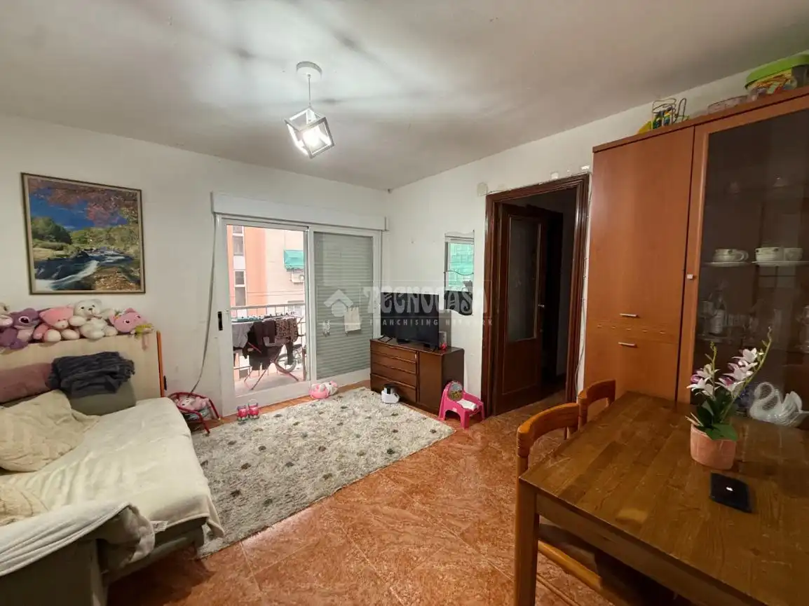 Sala de estar de Piso en venta en Alcalá de Henares con Calefacción