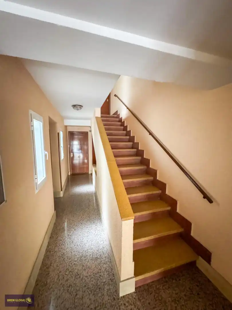 Piso en venta en Madrid con Calefacción, Amueblado y Alarma
