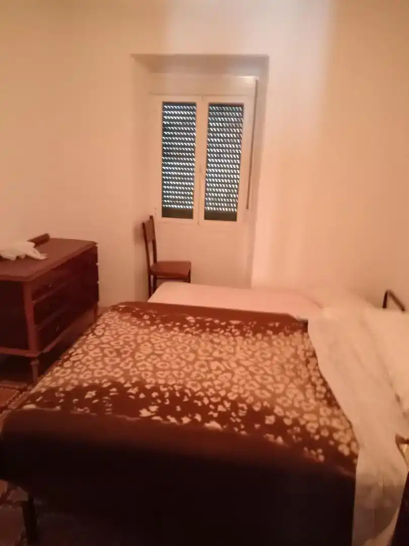 Schlafzimmer von Country house zum Verkauf in Igualeja mit Abstellraum und Fernseher