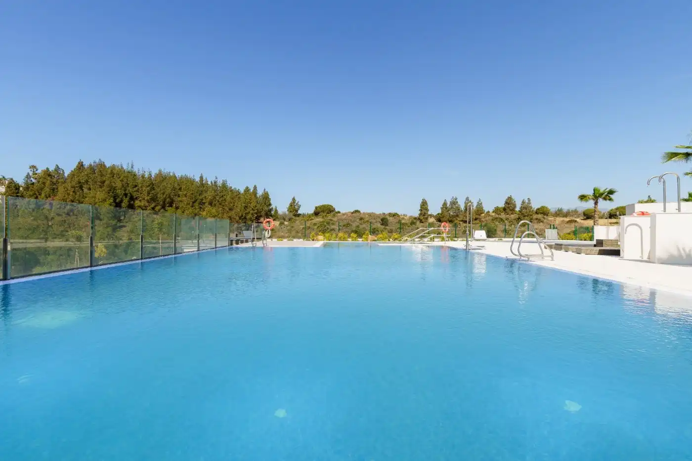 Àtic amb piscina en venda a El Faro de Calaburra - Chaparral, imagen 39
