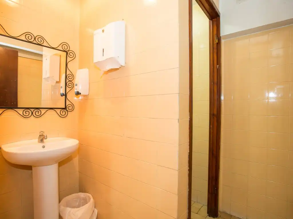 Local en venta en Sant Julià
