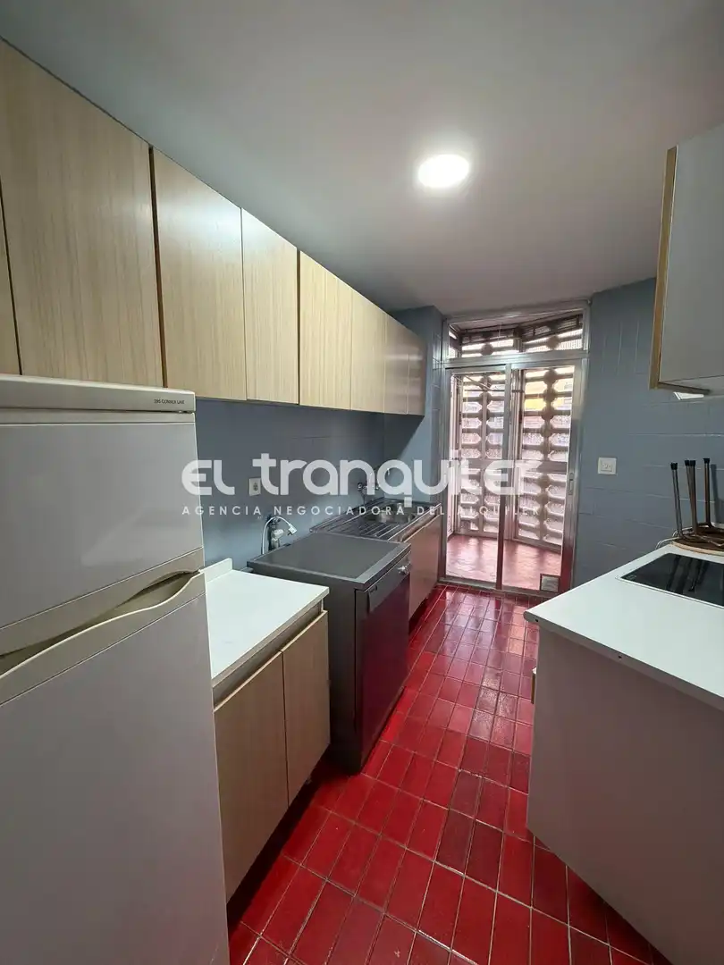 Wohnung zur Miete in Calle Oña, Virgen del Cortijo - Manoteras