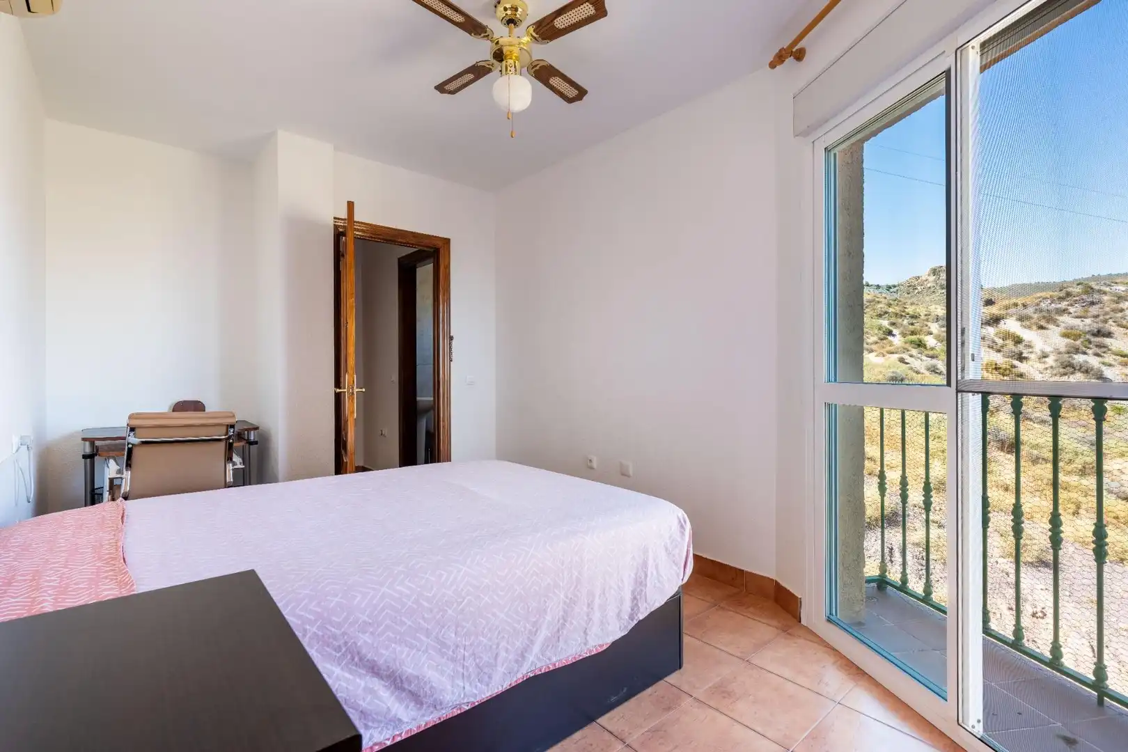 Schlafzimmer von Maisonette zum Verkauf in Vícar mit Klimaanlage, Heizung und Privatgarten