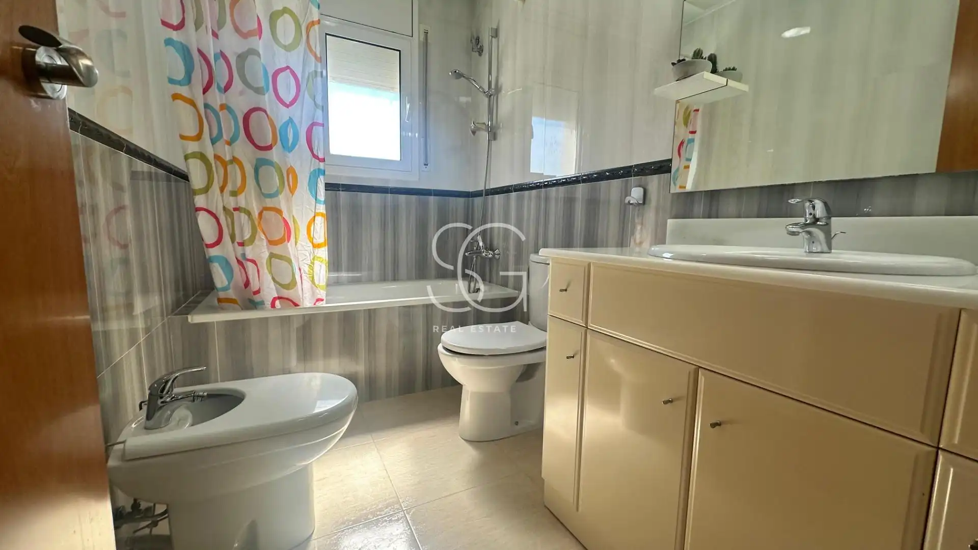 Badezimmer von Haus oder Chalet zum Verkauf in Roda de Berà mit Heizung