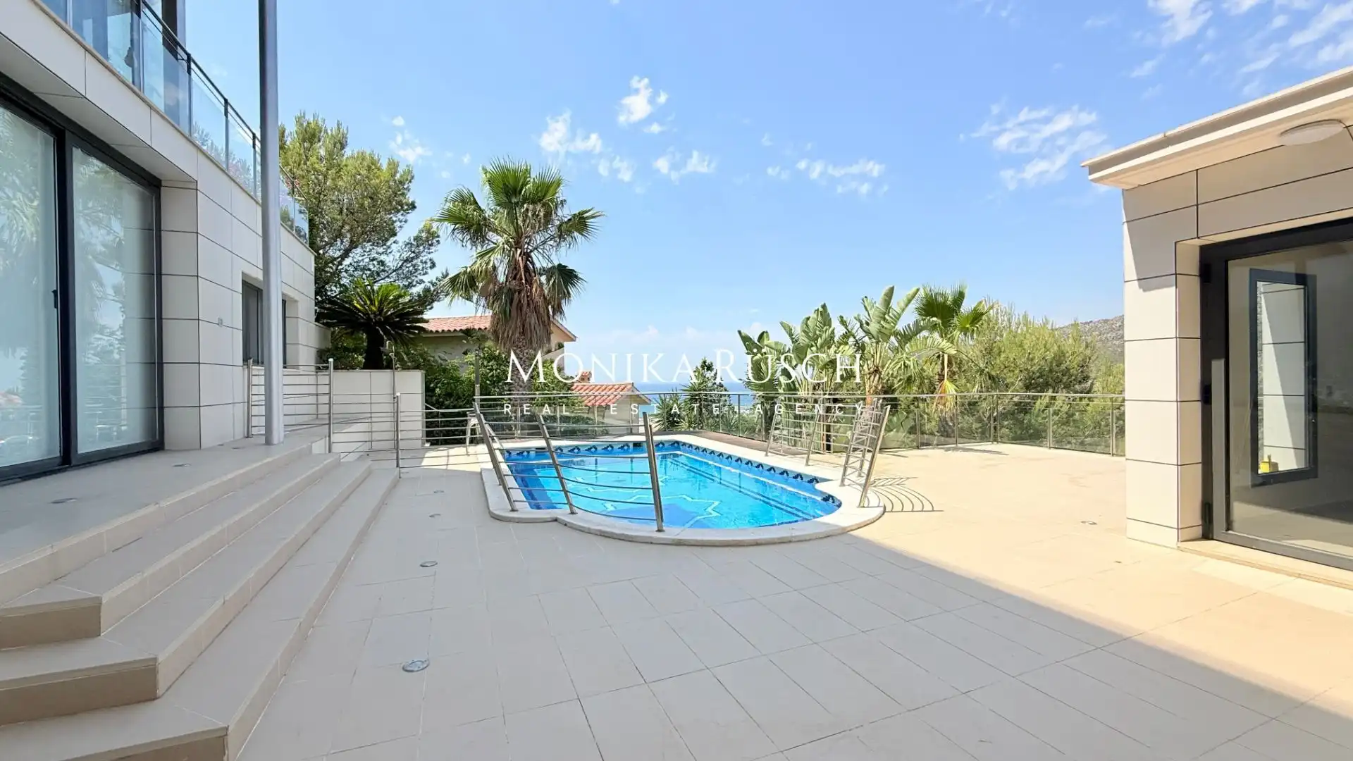 Piscina de Casa o chalet en venta en Sitges con Aire acondicionado, Calefacción y Terraza