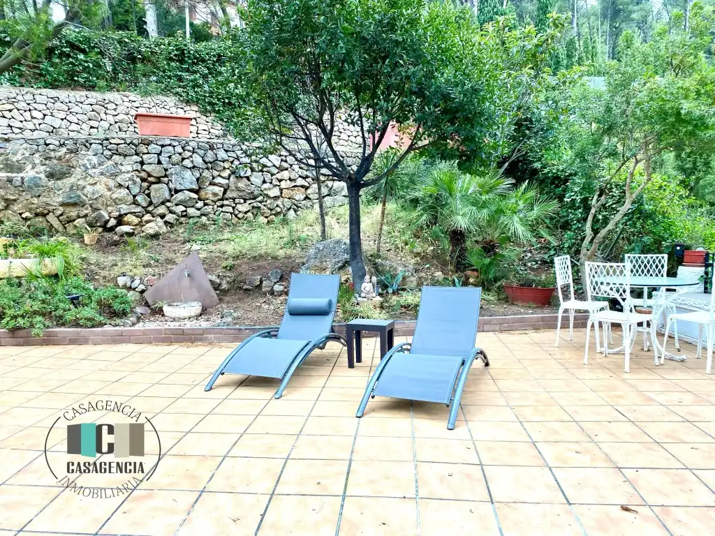 Casa o xalet en venda a Montornés - Las Palmas - El Refugio