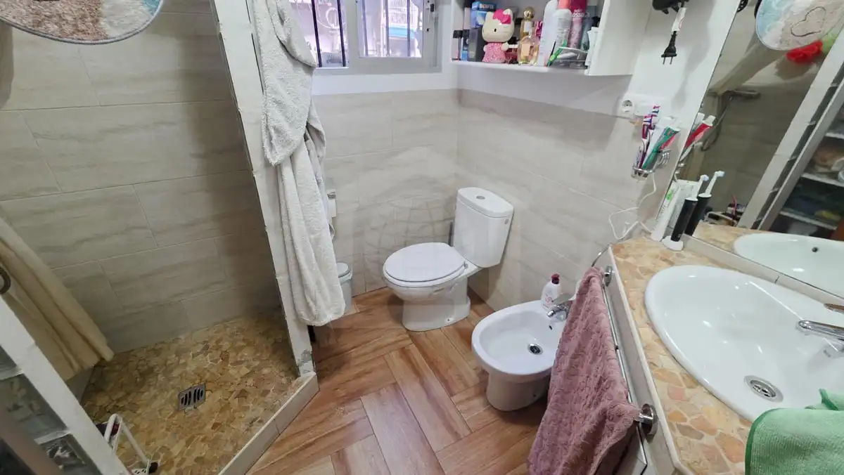 Bany de Casa o xalet en venda en Málaga amb Aire condicionat, Terrassa i Traster