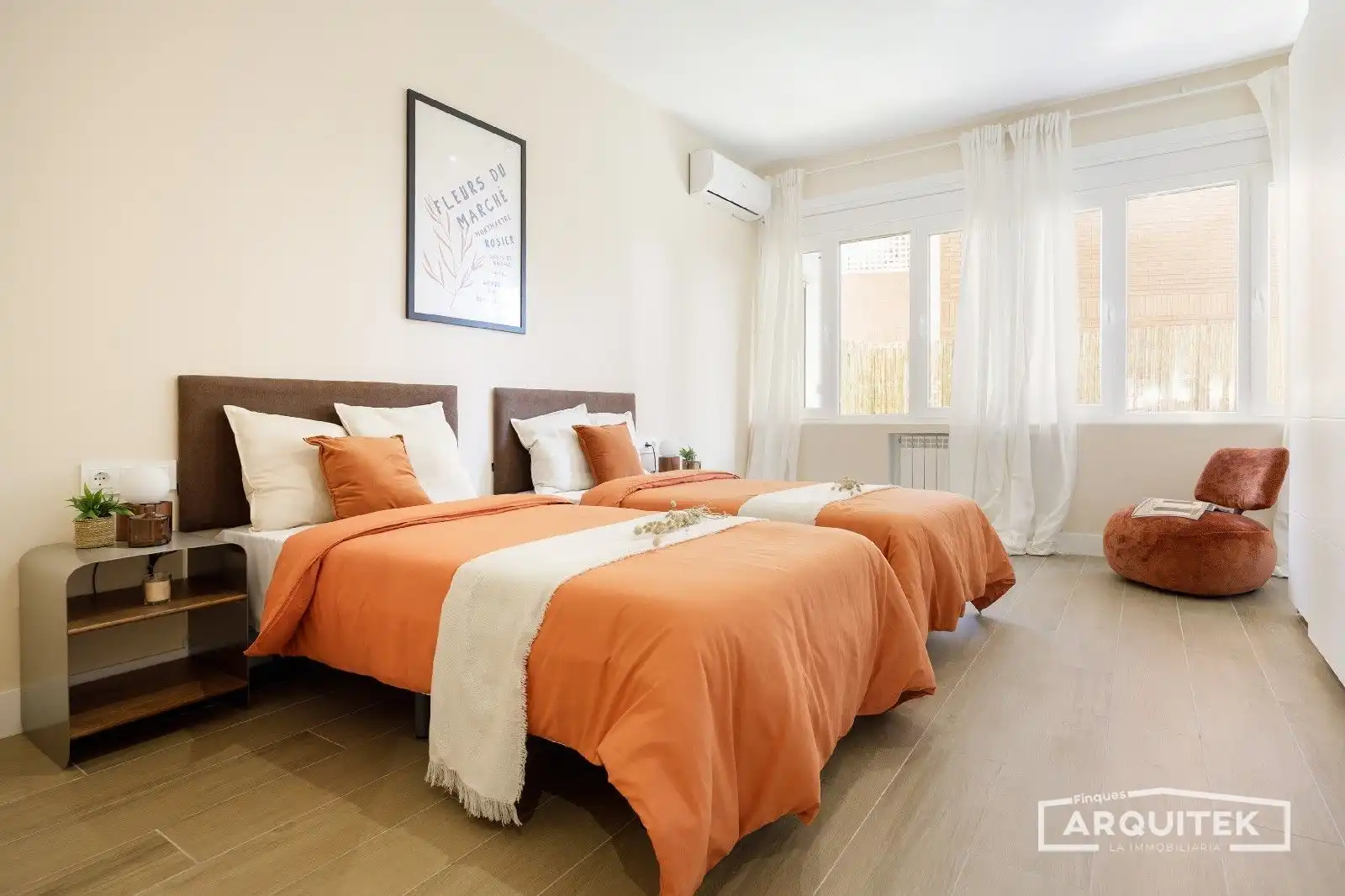 Bedroom of Flat for sale in Lleida  with Air Conditioner, Private garden and Terrace