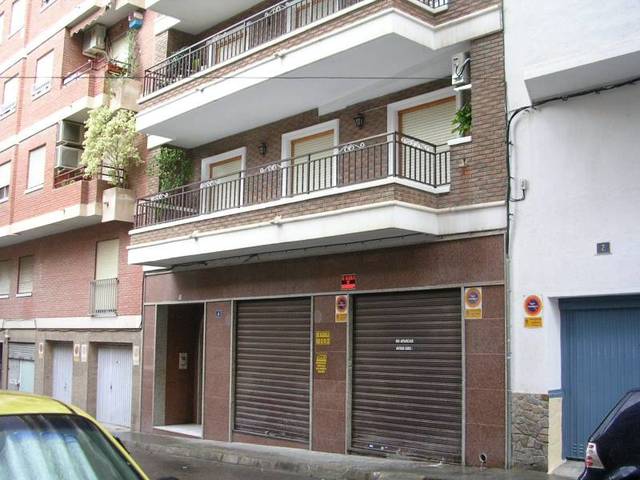 Local comercial en Alquiler en Crevillent