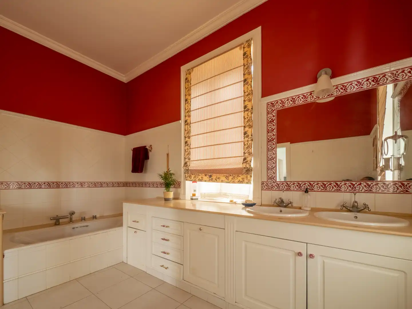 Badezimmer von Haus oder Chalet zum Verkauf in Santa Brígida mit Privatgarten, Terrasse und Abstellraum