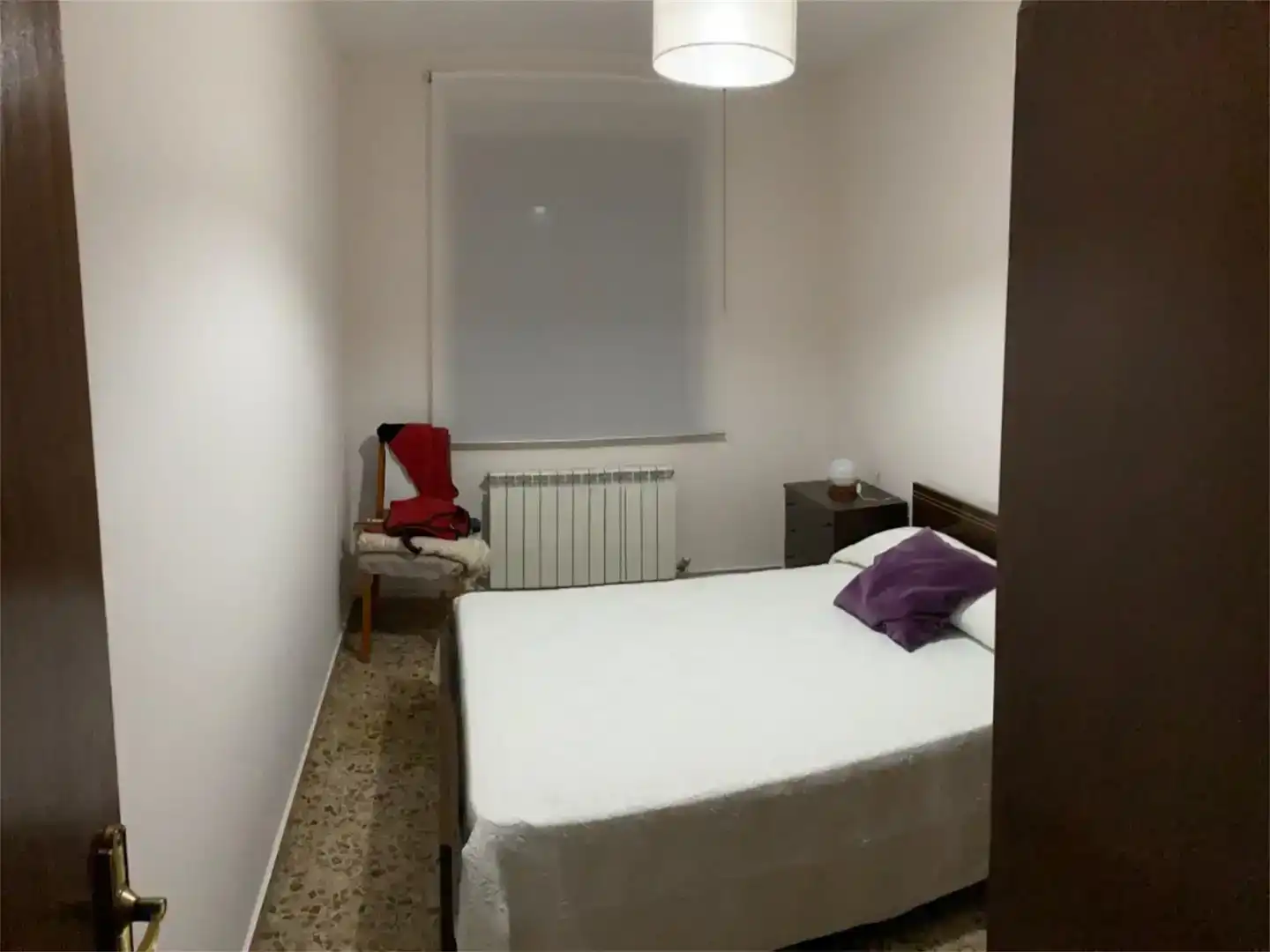 Habitación de Piso en venta en Asturianos con Jardín privado, Trastero y Amueblado