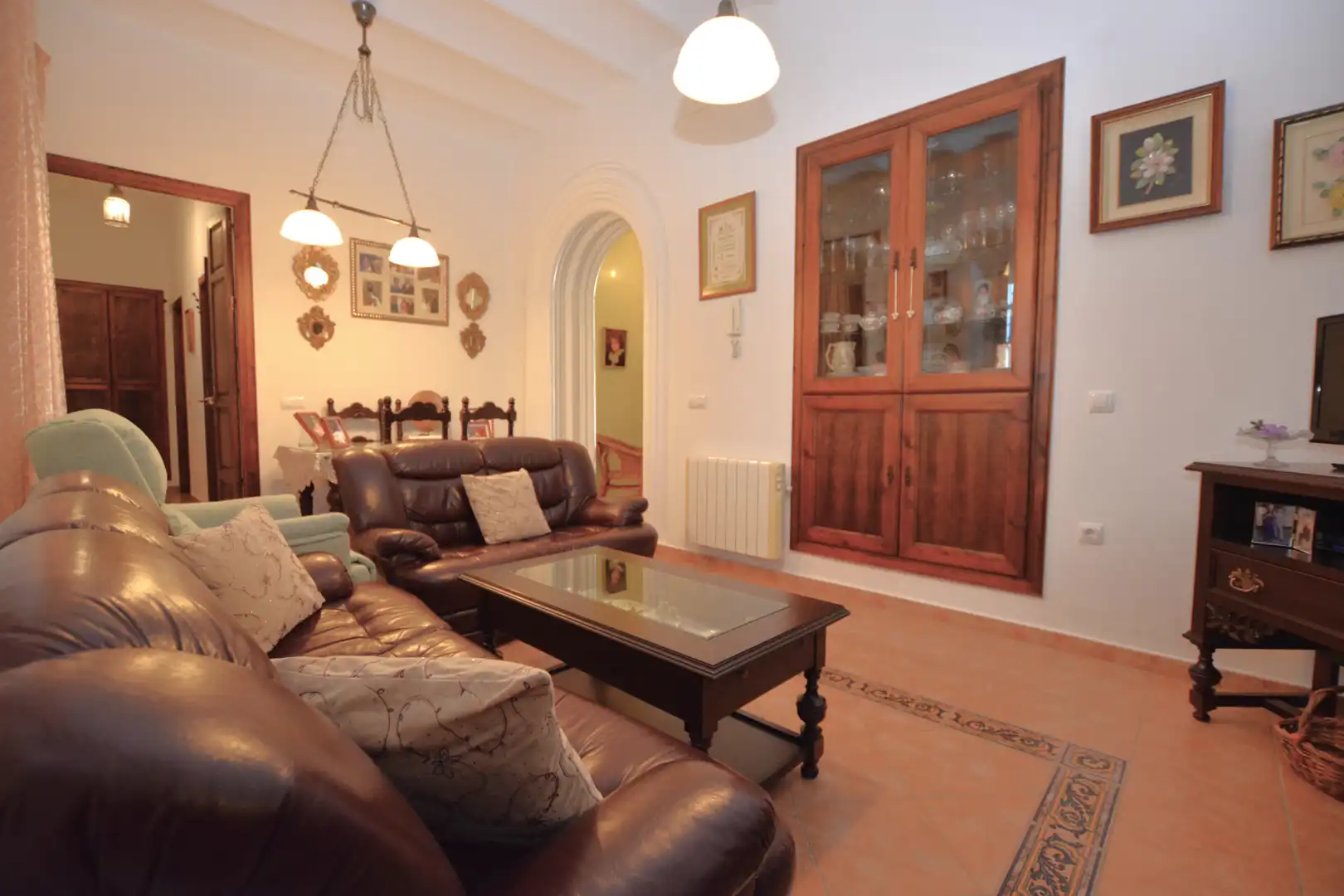 Sala de estar de Casa adosada en venta en Santa Olalla del Cala con Aire acondicionado, Terraza y Balcón
