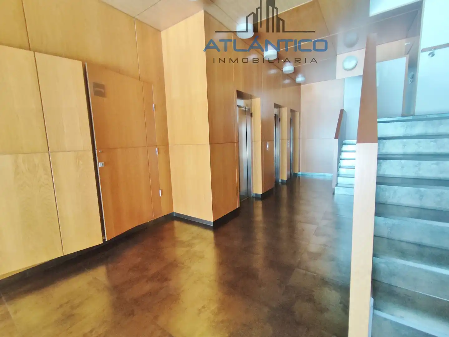 Piso en venta en A Coruña Capital  con Calefacción, Trastero y Horno