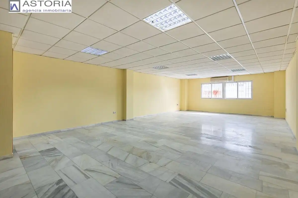 Nau industrial en venda a Avenida JUNCARIL, imagen 7