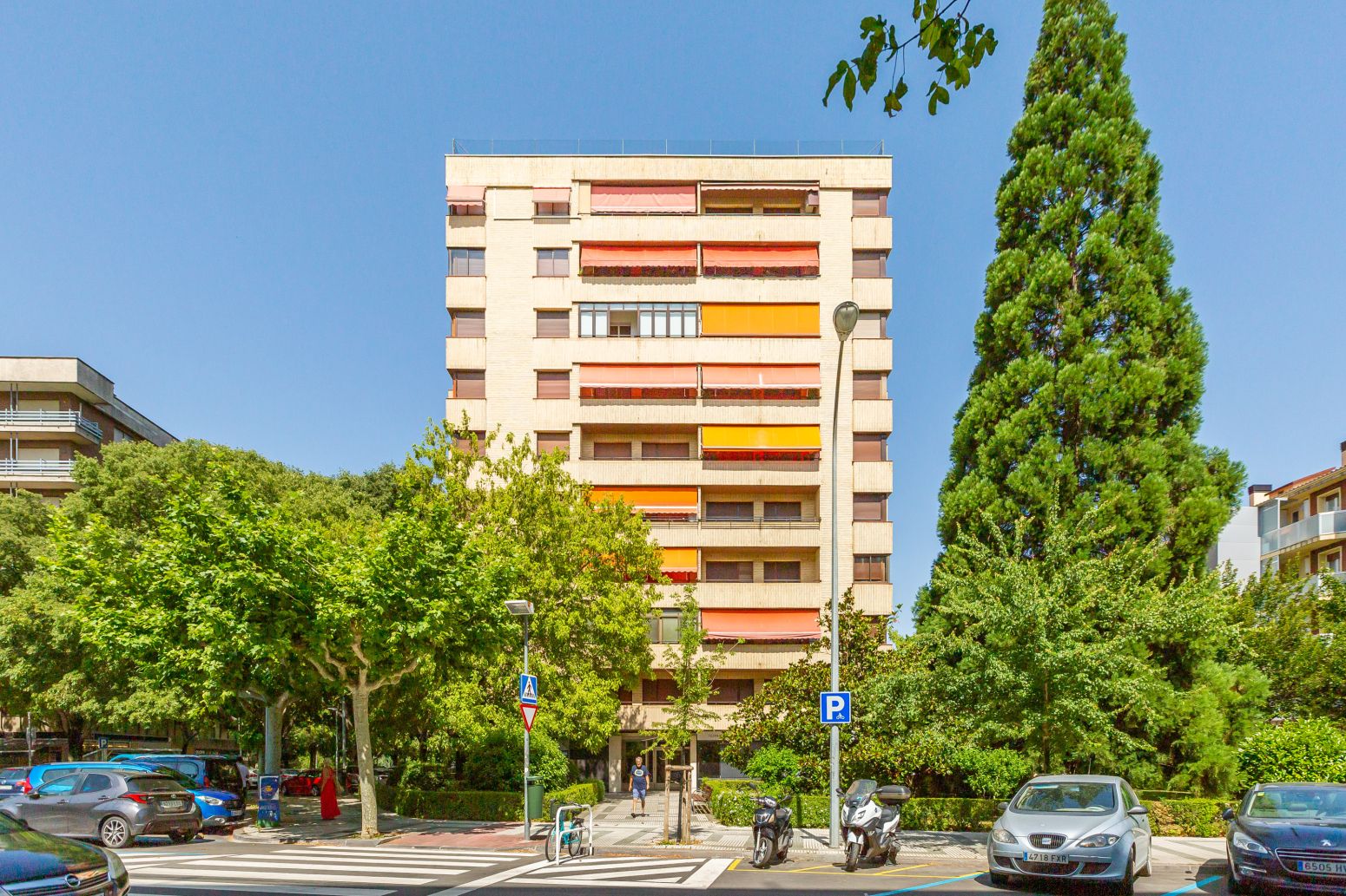 Exterior view of Flat for sale in  Pamplona / Iruña  with Heating, Parquet flooring and Storage room