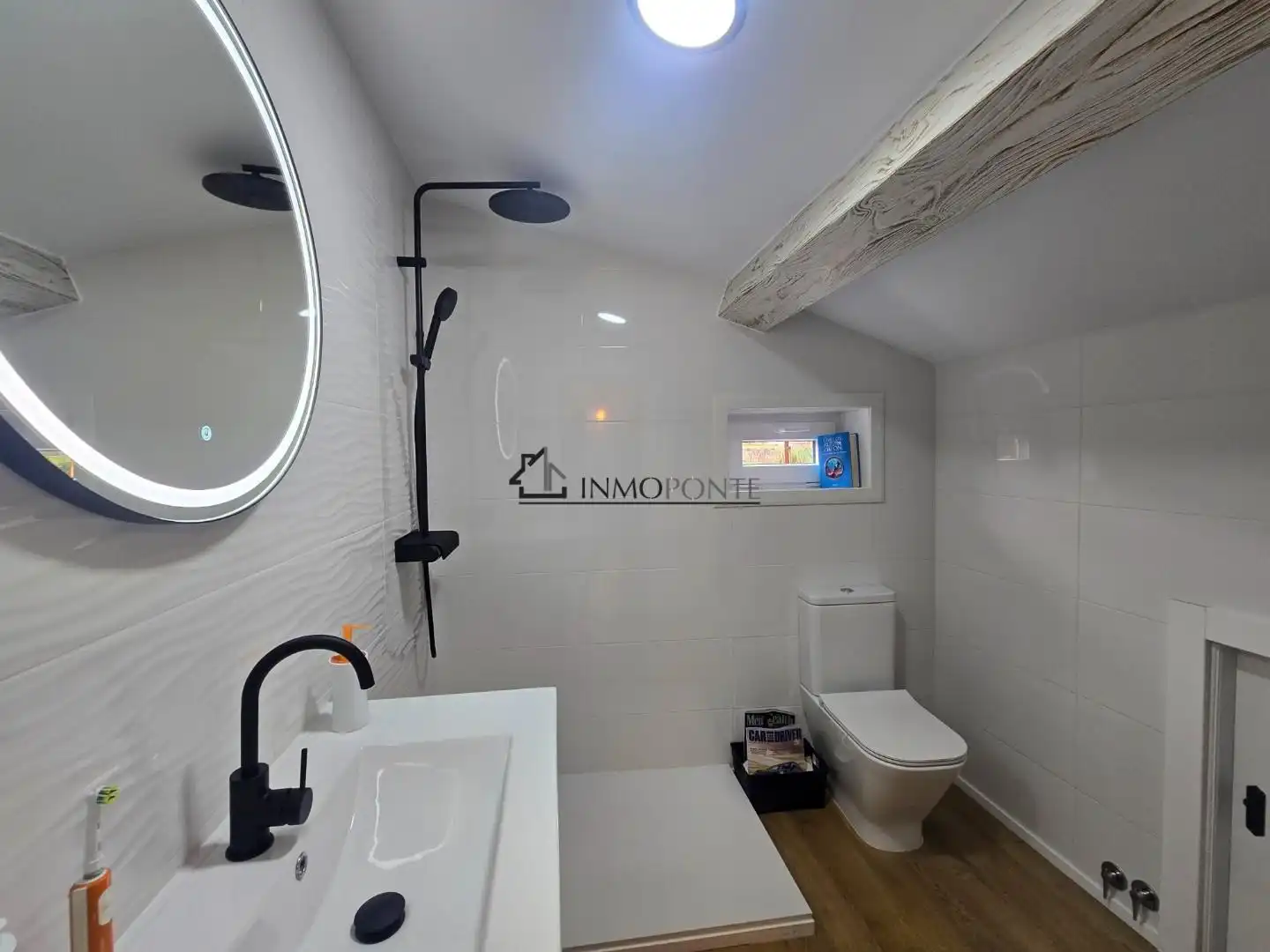 Baño de Casa o chalet en venta en Poio con Jardín privado