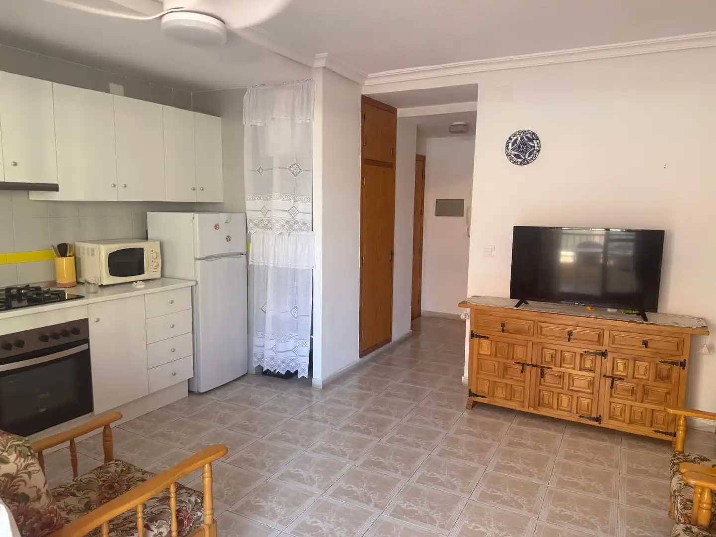 Cocina de Apartamento en venta en Torrevieja con Amueblado y Piscina comunitaria