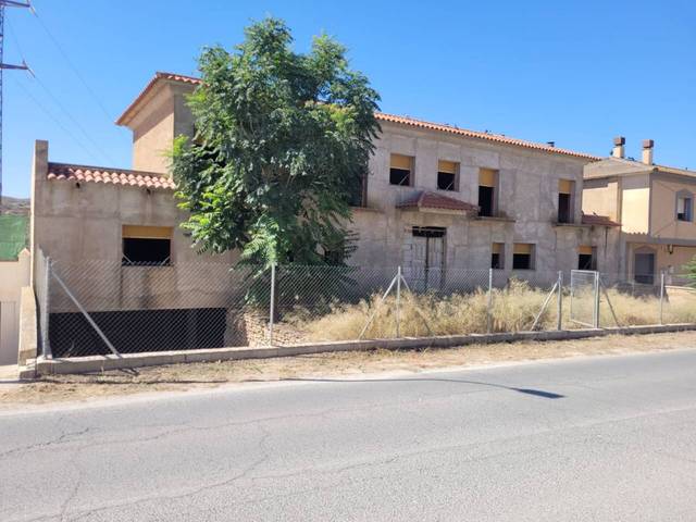 Casa-chalet en Venta en Calle Crta de Murcia en Cúllar