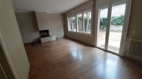Foto 2 de Casa adosada en venta en Arxiu, Sant Cugat del Vallès