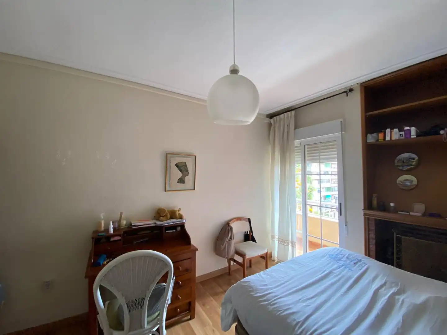 Habitación de Piso para compartir en Cartagena con Aire acondicionado y Parquet