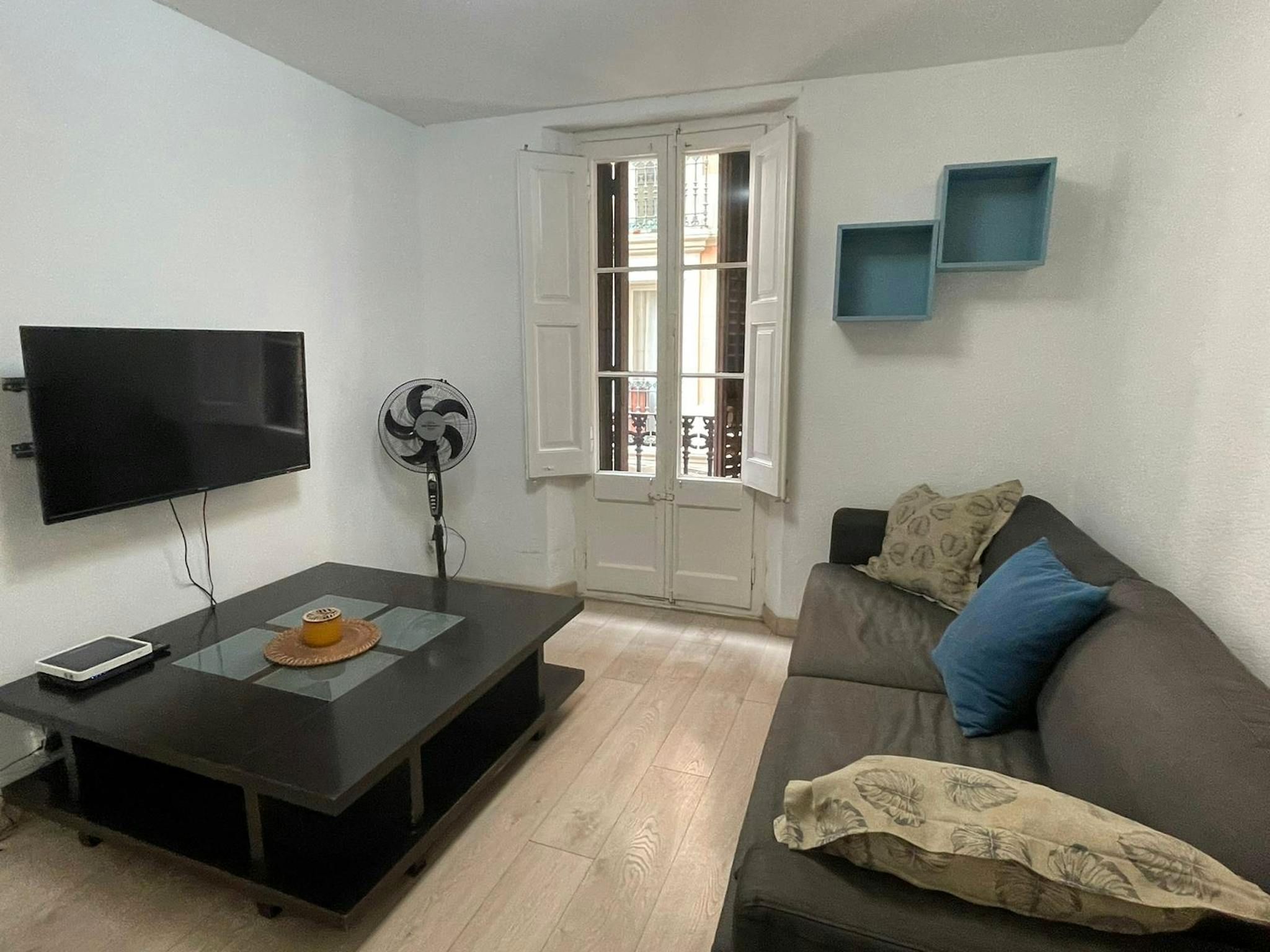 Living room of Flat for rent in  Barcelona Capital  with Heating, Furnished and Washing machine
