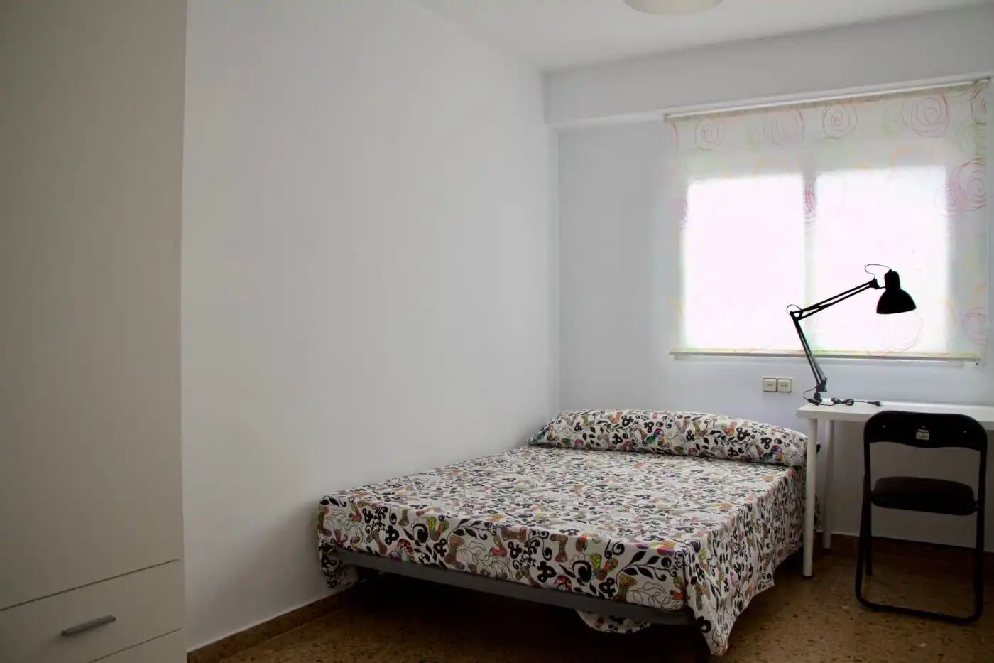 Schlafzimmer von Wohnung zur Miete in Moncada mit Klimaanlage, Möbliert und Balkon
