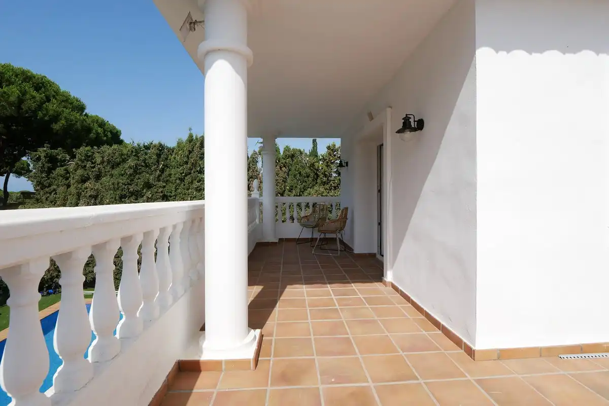 Terrassa de Casa o xalet en venda en Marbella amb Aire condicionat, Jardí privat i Terrassa