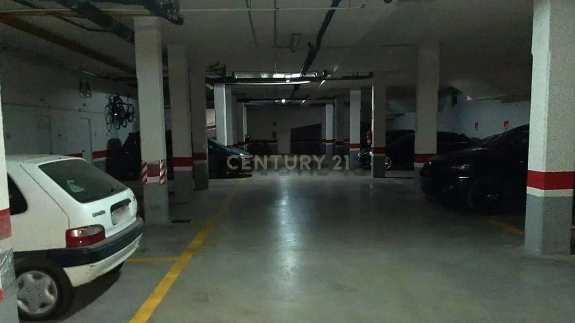 Parkplatz von Garage zum Verkauf in Bonrepòs i Mirambell