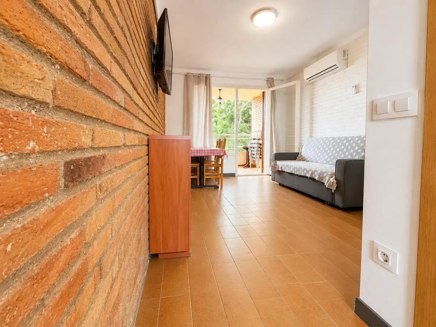 Wohnzimmer von Wohnung zum Verkauf in Salou mit Klimaanlage, Terrasse und Möbliert