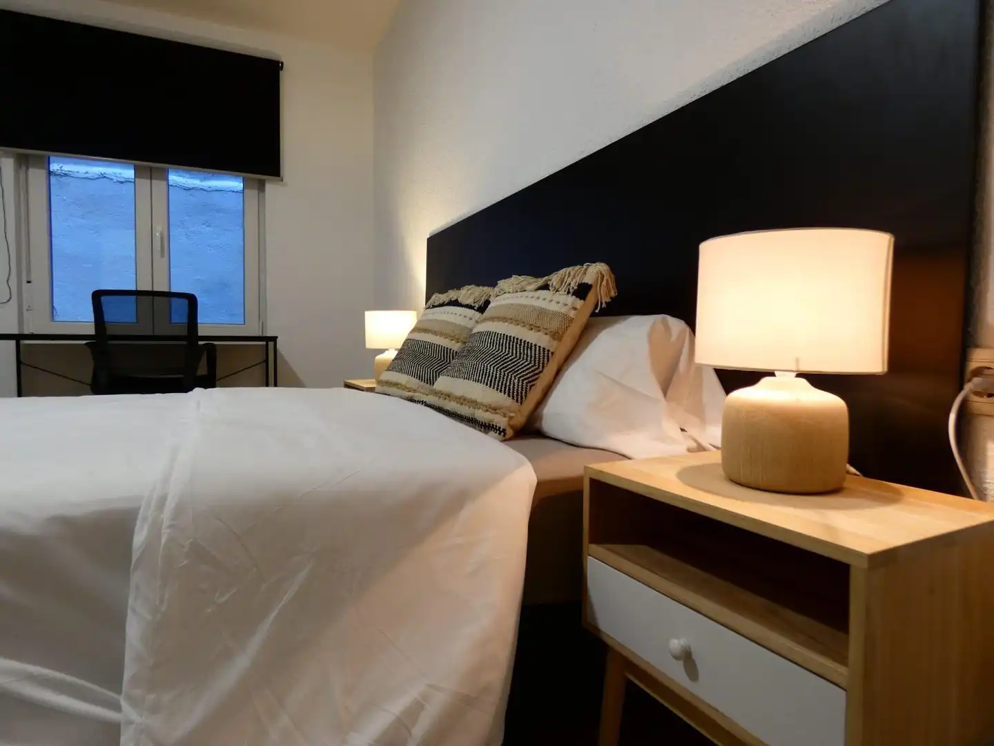 Zimmer in Calle de Eduardo Marquina, 14, Centro