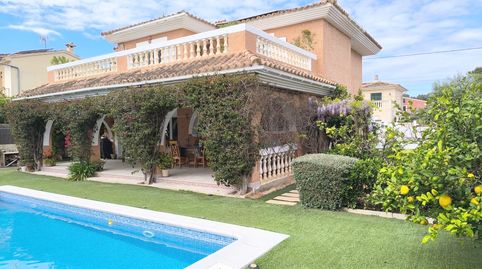Precioso chalé unifamiliar aislado con piscina y amplio garaje, imatge 3