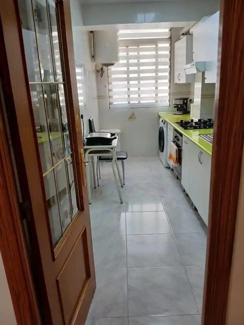 Küche von Wohnung zum Verkauf in Dénia mit Klimaanlage und Balkon