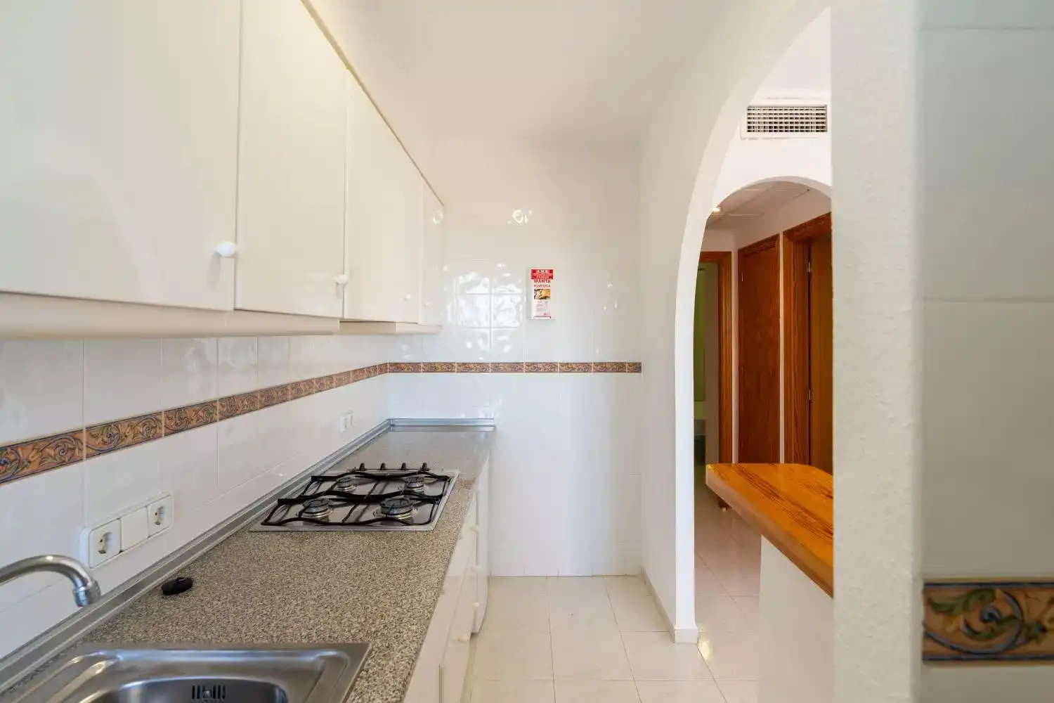 Cuina de Casa o xalet en venda en Calpe / Calp amb Aire condicionat, Jardí privat i Terrassa