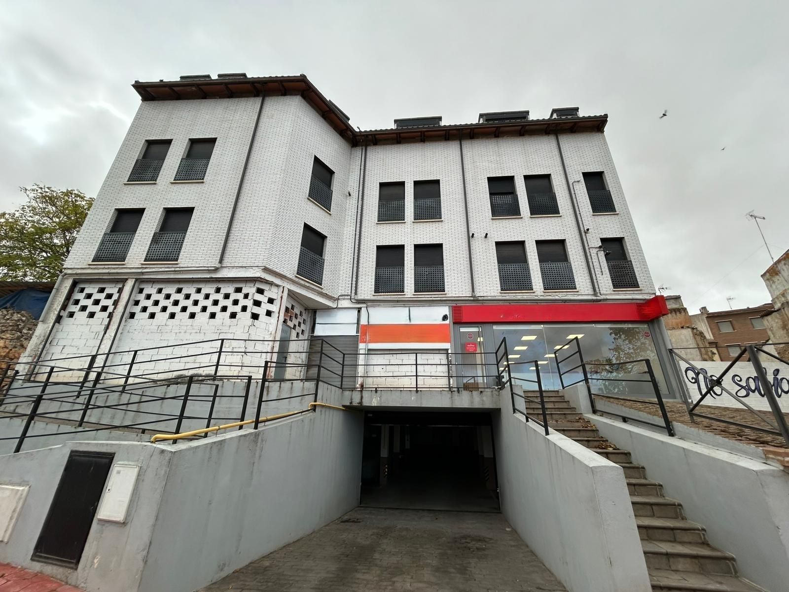 Exterior view of Apartment for sale in Mondéjar  with Heating
