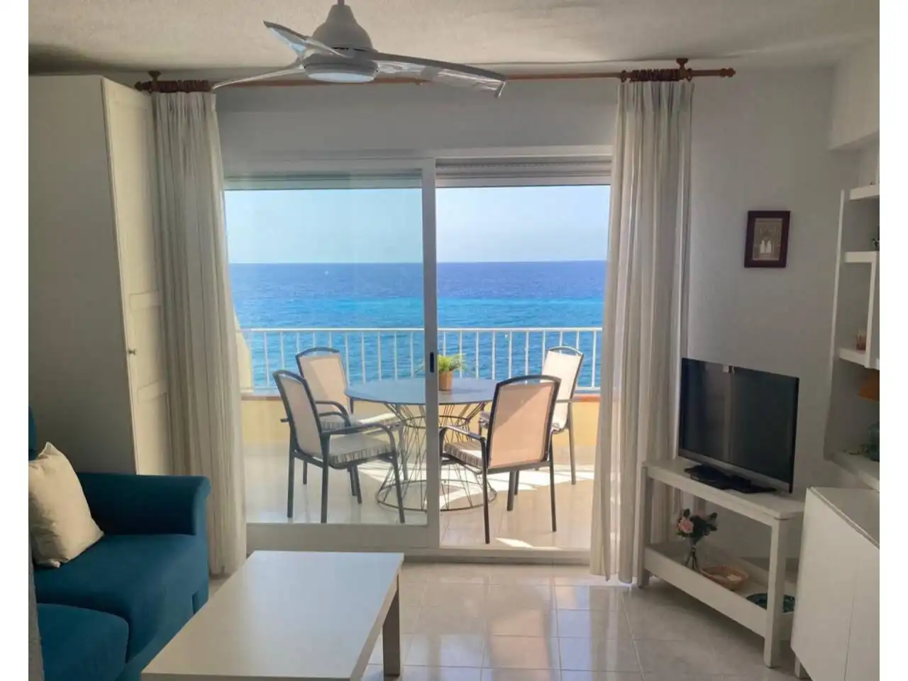 Sala d'estar de Apartament de lloguer en Almuñécar amb Terrassa i Moblat