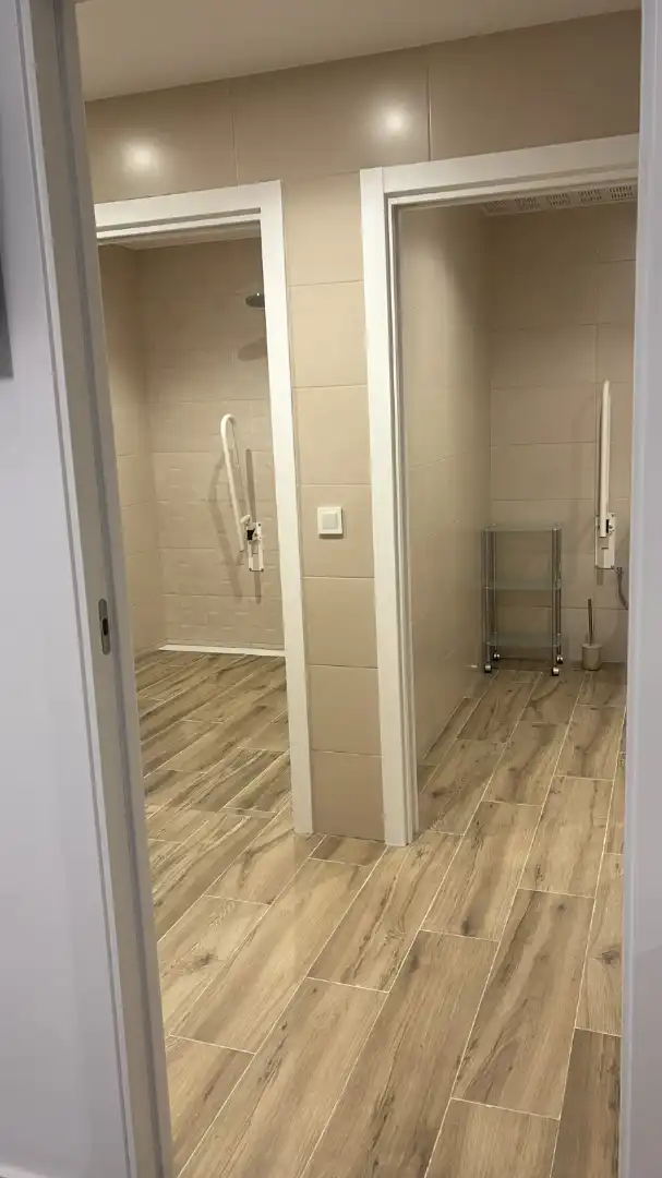 Bathroom of Flat for rent in Córdoba  with Air Conditioner, Heating and Furnished