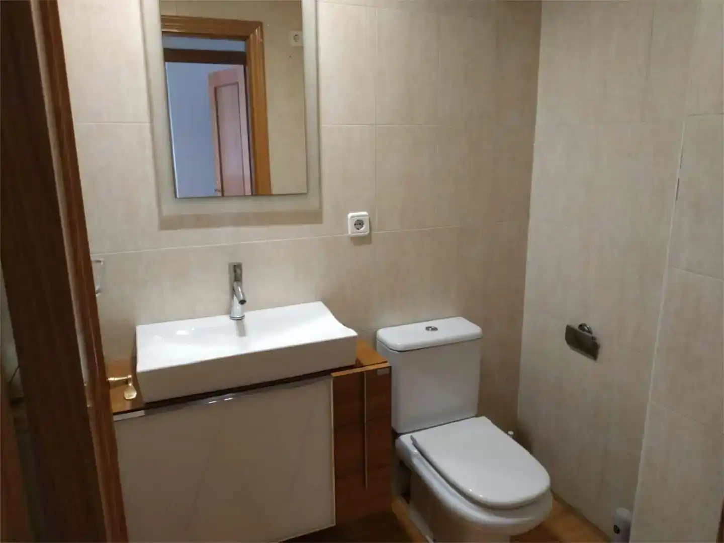 Bany de Pis en venda en  Murcia Capital amb Aire condicionat i Balcó
