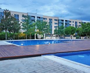 Swimming pool of Flat to rent in  Lleida Capital  with Air Conditioner, Terrace and Swimming Pool