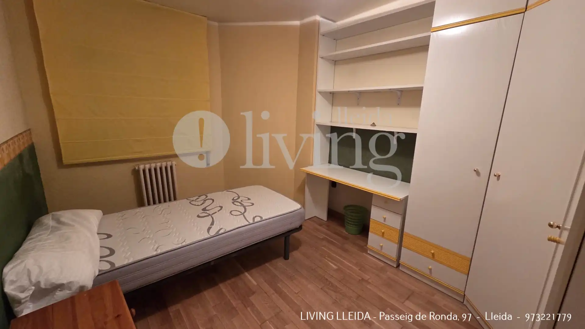 Bedroom of Flat for rent in Lleida  with Air Conditioner, Heating and Parquet flooring