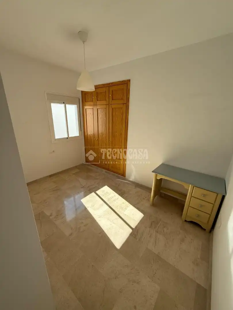 Detached homes for rent in Villamanrique de la Condesa