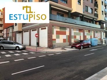 Local comercial en alquiler en Calle JOSE AGUADO