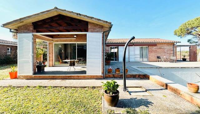 Casa-chalet en Venta en Fornells de la Selva