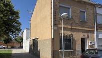 Vista exterior de Casa o xalet en venda en Tudela amb Aire condicionat, Calefacció i Traster