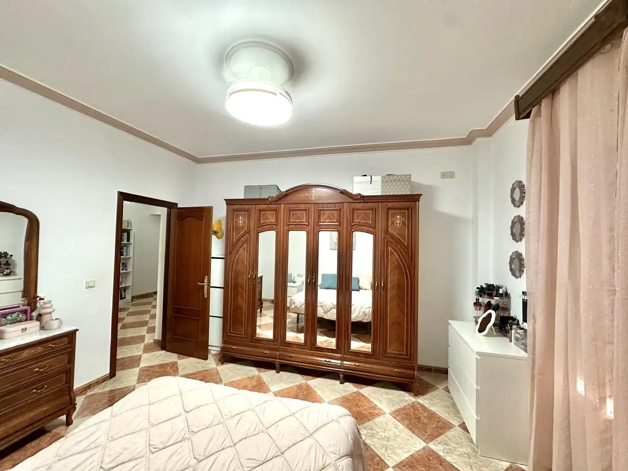 Bedroom of Ground floor for sale in Cuevas Bajas  with Private garden and Storage room
